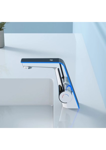 Akıllı Dijital Sıcaklık LED Ekran Banyo Lavabo Bataryası Krom 2 Akış Ayarı Ithal 7 Yıl Garanti modelleri