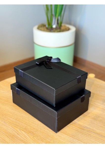 Dekoratif Siyah Fiyonklu Büyük-Orta Boy Kutu Hediye Kutusu Seti modelleri