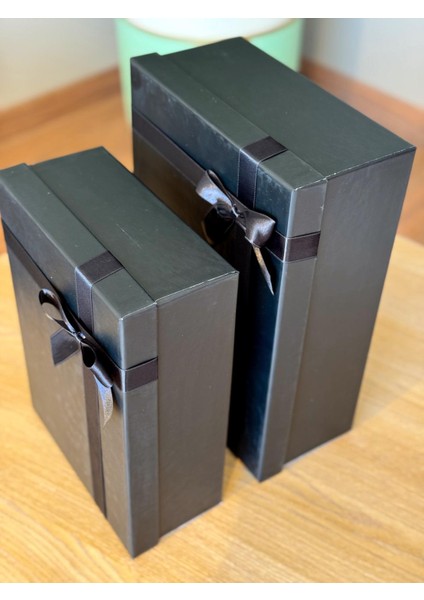 Dekoratif Siyah Fiyonklu Büyük-Orta Boy Kutu Hediye Kutusu Seti fırsatları