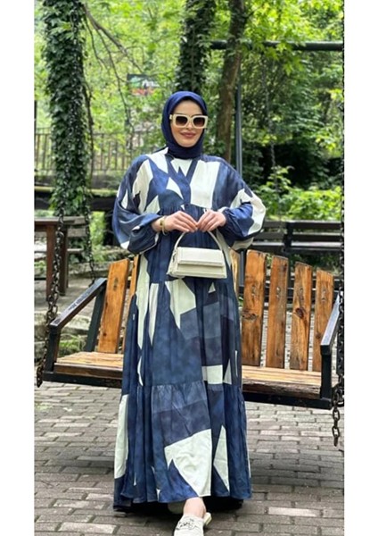 Kadın Mavi Saten Uzun Etnik Desenli Tesettür Elbise