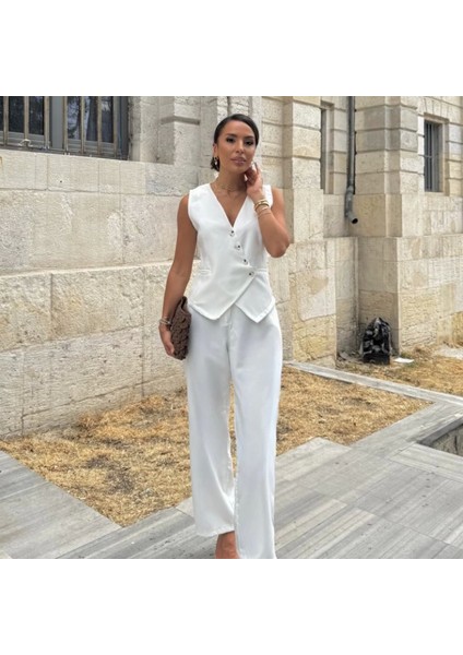 Kadın Sıfır Kollu Çapraz V Yakalı Önden Düğmeli Atlas Yelek ve Pantolon Ikili Takım modelleri