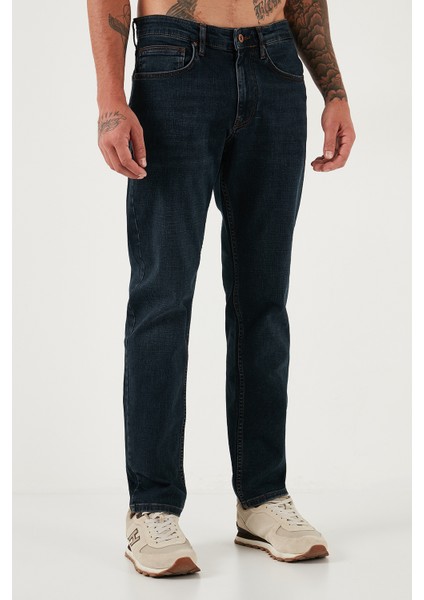 Streç Pamuklu Comfort Fit Yüksek Bel Boru Paça Jeans Erkek Kot Pantolon 4412C25TEXAS fiyatları