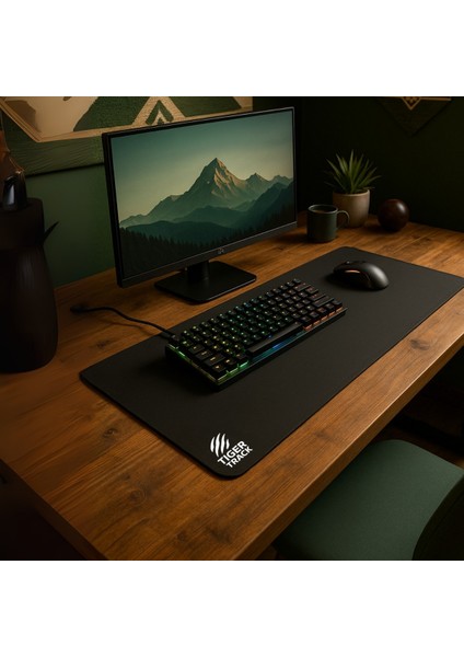 Tıger Track Gaming Mouse Pad 90X40 cm – Pürüzsüz Yüzey, Profesyonel Oyun Deneyimi