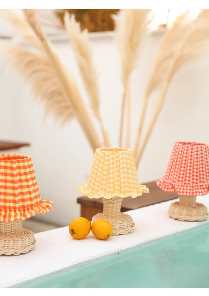 Giallo Turuncu - Sarı Pötikare Kablosuz Pilli Masa Lambası fiyatları