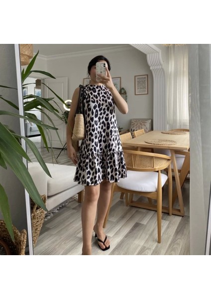 Kadın Kolsuz Sırttan Bağlamalı Fırfırlı Leopar Desenli Süprem Elbise fiyatları