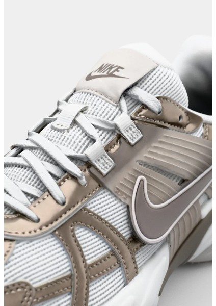 V2K Run Beyaz Kadın Sneaker Ayakkabı HV6416-200