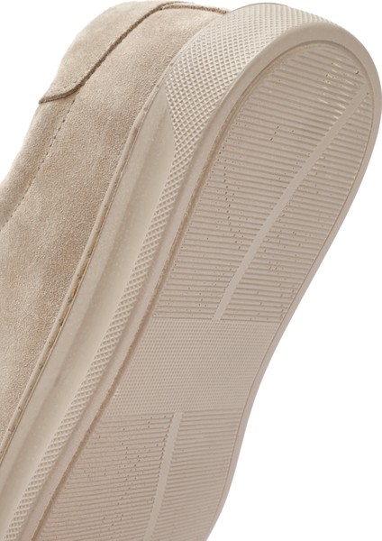 Kadın Bej Bağcıklı Süet Deri Sneaker 25AFD500610