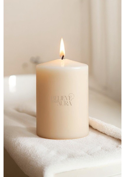 Sandal Ağacı Kokulu Silindir Mum - %100 Doğal Soya Mumu Beyaz Dekoratif Mum - 450 gr fırsatları