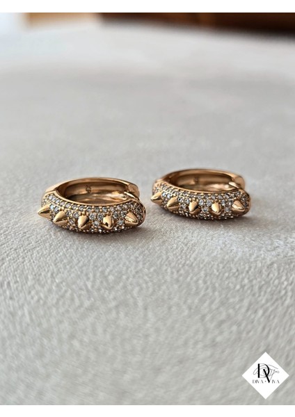 - Troka Kadın Küpe modelleri