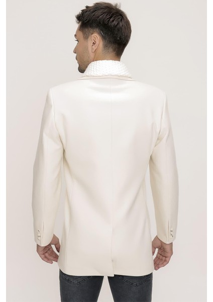 Plt 073 Beyaz Klasik Palto modelleri