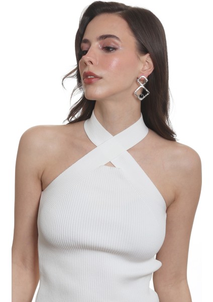 Kadın Lak Gümüş Renk Doğaltaşlı Çivili Model Geometrik Formlu El Yapımı Küpe