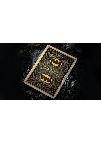 Batman 85TH Anniversary Premium Oyun Kağıdı Iskambil Kartları destesi fiyatları
