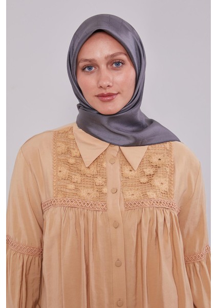 Antrasit L Desen Monogram Ipek Eşarp modelleri