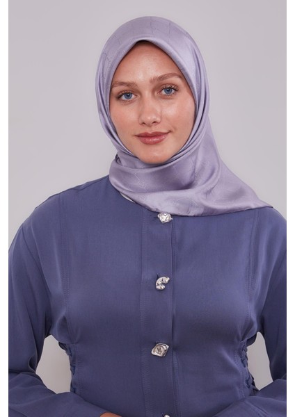 Gümüş L Desen Monogram Ipek Eşarp modelleri