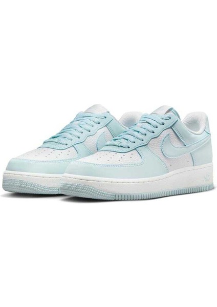 Air Force 1 '07 Next Nature HF5385-400 fırsatları