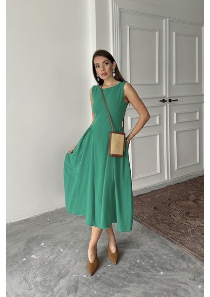 Yeşil Yanları Büzgülü Midi Boy Keten Elbise