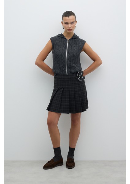 Kapüşonlu Triko Yelek Antrasit K2671008_046 fırsatları