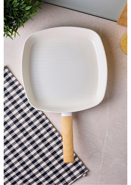 Danish Cook Beige Indüksiyon Tabanlı Grill Tava 28 cm indirimleri