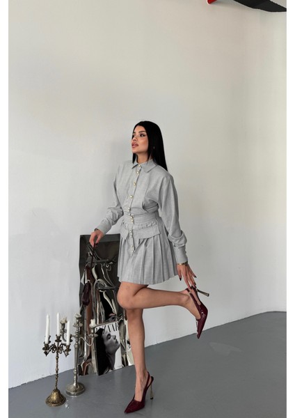 Önden Gold Düğmeli Pileli Kısa Elbise - Gri fiyatları