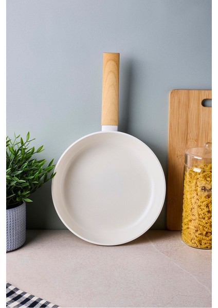 Danish Cook Beige Indüksiyon Tabanlı Tava 24 cm fiyatları