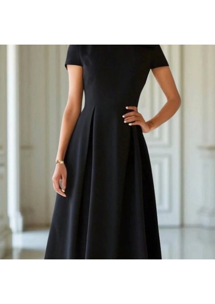 Kadın Kısa Kollu Yarı Balıkçı Yaka Pileli Janjan Krep Midi Elbise