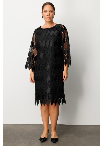 Moda Ilgi Kadın Büyük Beden Ön Kısım Güpür Dantelli Elbise 0006 Siyah