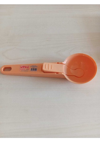 Turuncu Renk Plastik Dondurma Kaşığı – Dondurma Keyfinize Renk Katın fiyatları