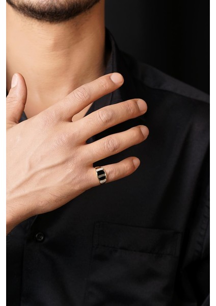 14 Ayar Altın Oniks Taşlı Erkek Yüzük