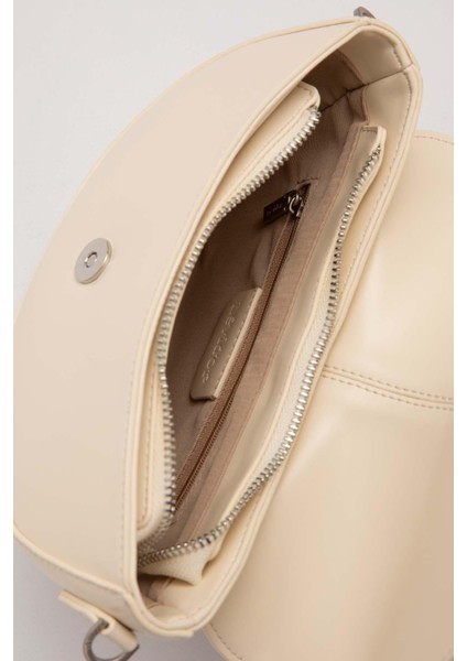 A.sarı Logo Zincir Detaylı Omuz Çantası modelleri