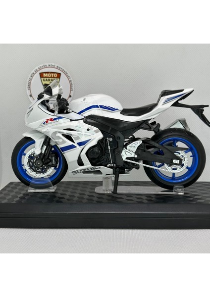 Suzuki GSX-R1000 1:12 Diecast Motosiklet Model – Lisanslı Maisto Metal Maket & Koleksiyon (Beyaz)