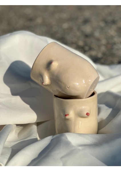 Mamacita Serisi Hamile Anne El Yapımı Seramik Kupa Özel Tasarım