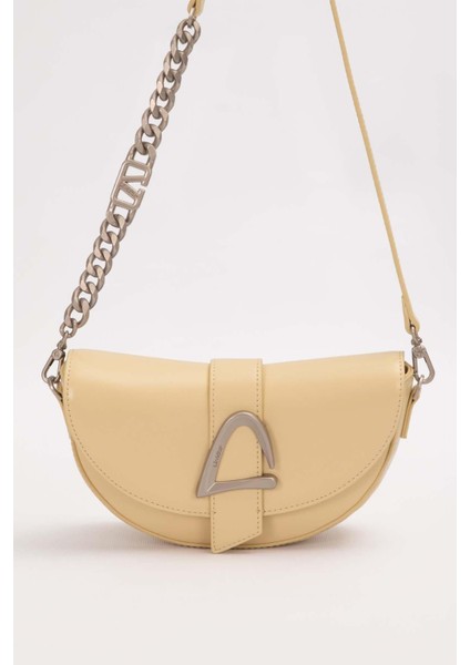 Sarı Logo Zincir Detaylı Omuz Çantası