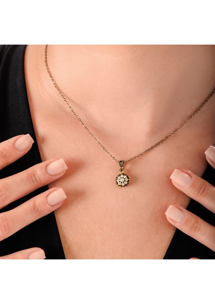 Minimal Gül Kadın 3'lü Takı Seti Küpe Kolye Yüzük Takım Bakır El Yapımı Kristal Taşlı Kararma Yapmaz Kutulu modelleri