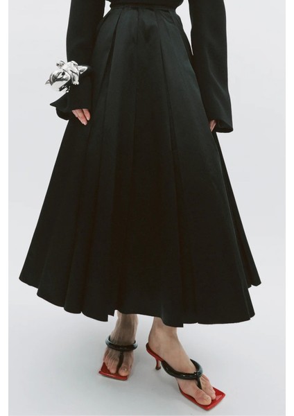 Delta Parmak Arası Terlik, Topuklu, Deri ve Italyan Üretimi fiyatları