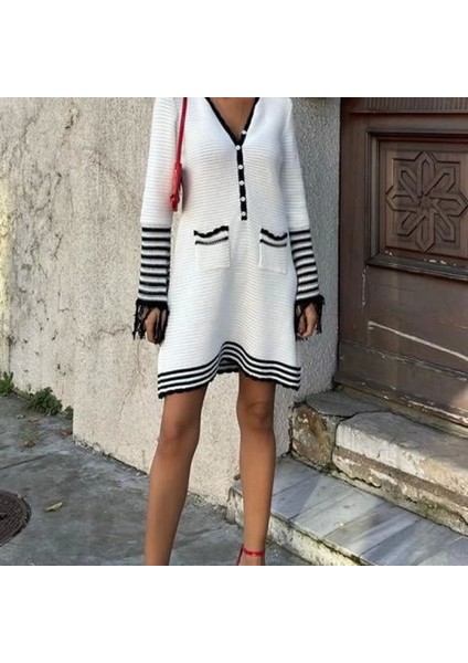 Triko Kolları Püsküllü Düğmeli Elbise 2849