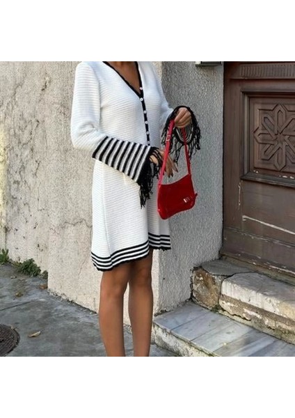 Triko Kolları Püsküllü Düğmeli Elbise 2849 indirimleri