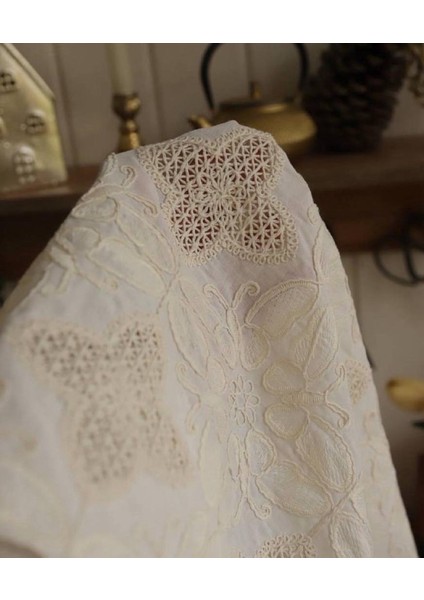 %100 Pamuklu Dantel Fisto Krem Renktedir fiyatları