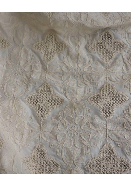 %100 Pamuklu Dantel Fisto Krem Renktedir