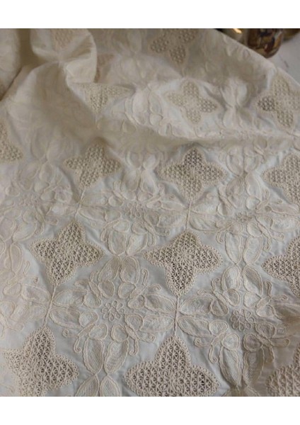 %100 Pamuklu Dantel Fisto Krem Renktedir