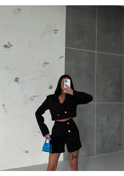 Kadın Çizgili Crop Ceket Şort Etek Takım