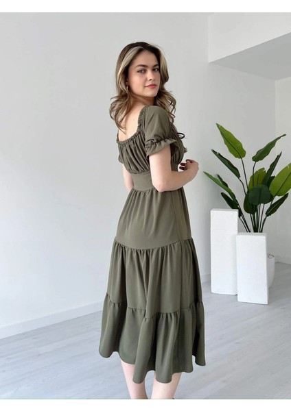 Madonna Yaka Önü Büzgülü Volanlı Kat Kat Ayrobin Elbise modelleri