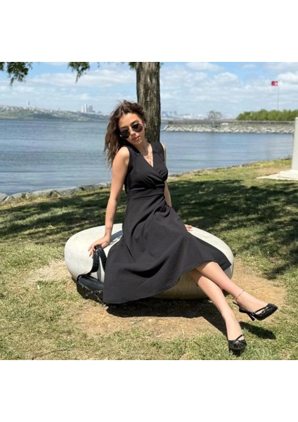 Kadın Ithal Krep Kumaş Kruvaze Yaka Eteği Kloş Kolsuz Mini Elbise fiyatları