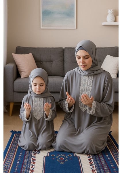 Anne Kız Şık Dantelli Namaz Elbisesi Takımı
