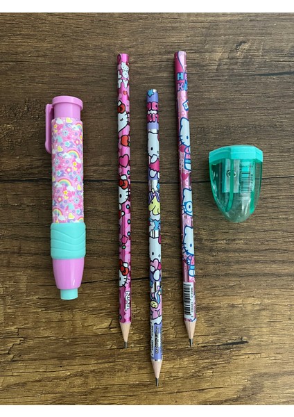 Hello Kitty Kırtasiye Seti 1 Adet Otomatik Silgi 3 Adet Kurşun Kalem 1 Adet Kalemtıraş Okul Set fiyatları