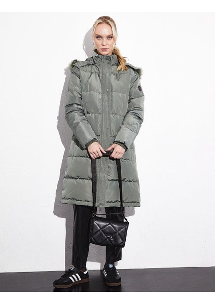 KA-A23-27008 Kayra Kaz Tüyü Mont