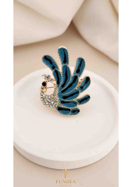 Çelik Broş – Zirkon Taşlı Özel Boyama Tavus Kuşu Figürlü Hediyelik Aksesuar Şık Parlak Işıltılı Zarif Tasarım Trend Takı