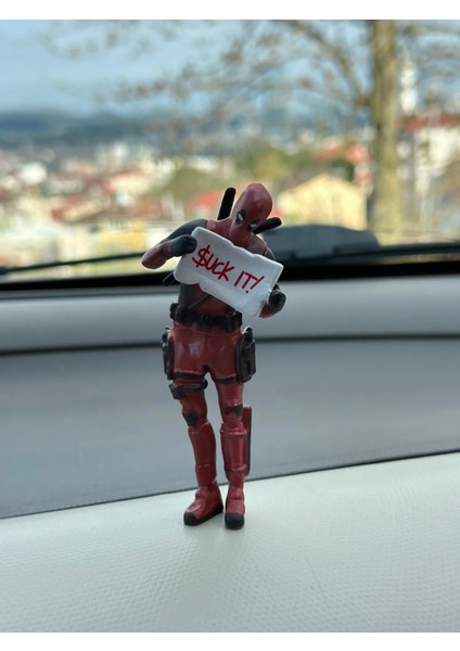 Yazılı Deadpool Süper Kahraman Figürü Biblo Araba Torpido Aksesuar Araç Içi Aksesuar Süslemeler fırsatları