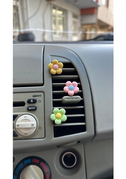 3 Adet Renkli Reçine Çiçekler Papatya Çiçeği Araba Klima Süsü Torpido Araç Aksesuar Iç Süsler fiyatları
