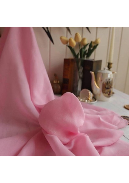 Pembe Ince Vual Astar Transparandır