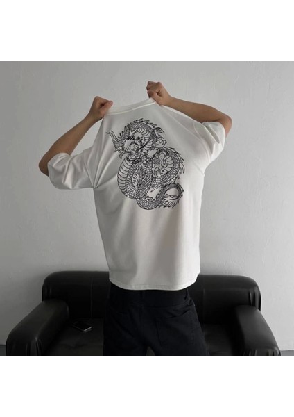 Baskılı Oversize Bisiklet Yaka Tshirt Beyaz fırsatları